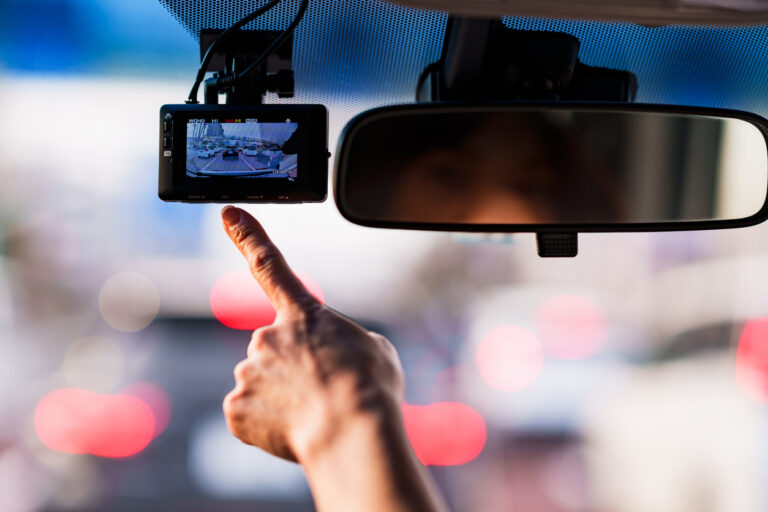 Why Don’t Cars Come With a Dash Cam?